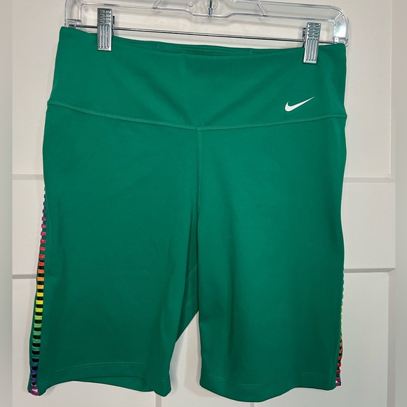 Women’s Nike One Rainbow Ladder 7” Performance Shorts DA0887-370 - Picture 5 of 6